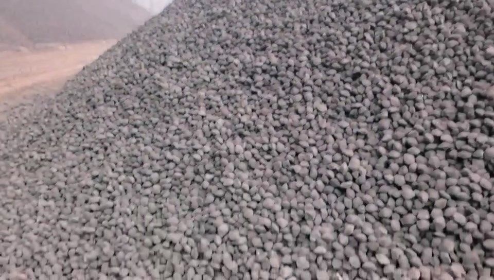 钢厂固废粘合剂若何解决出产中的粘结不牢固问题？